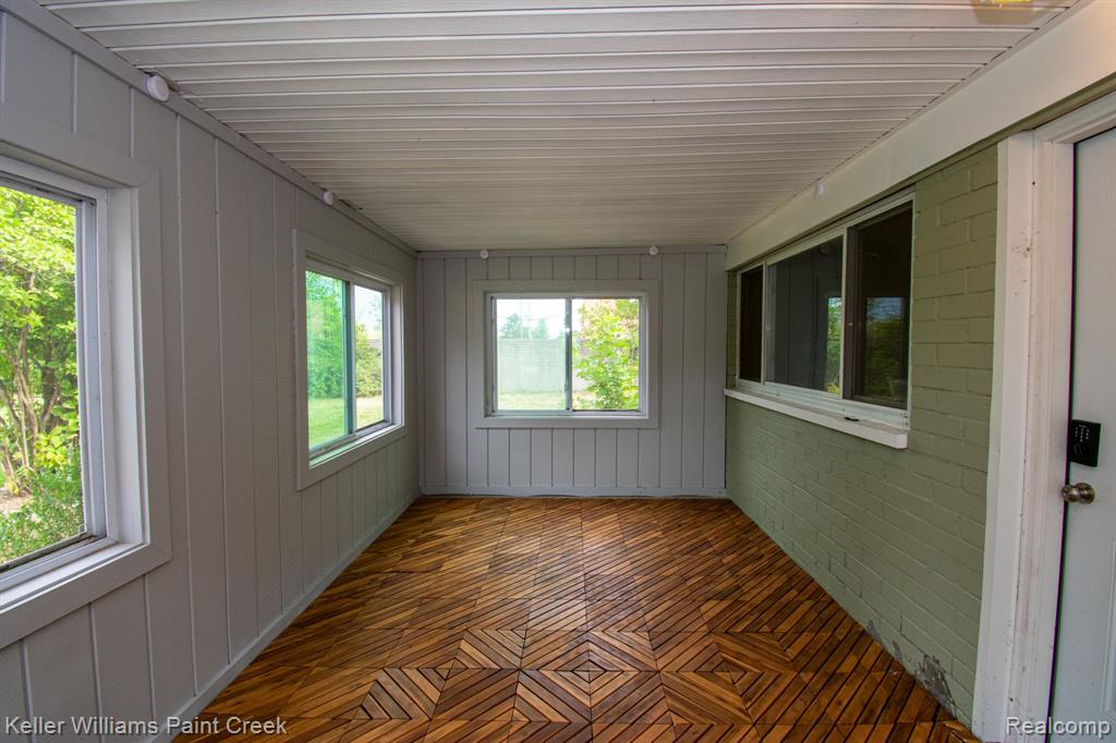 2879 Alexander Street Rochester Hills, MI 48309 - Photo 5 of 21