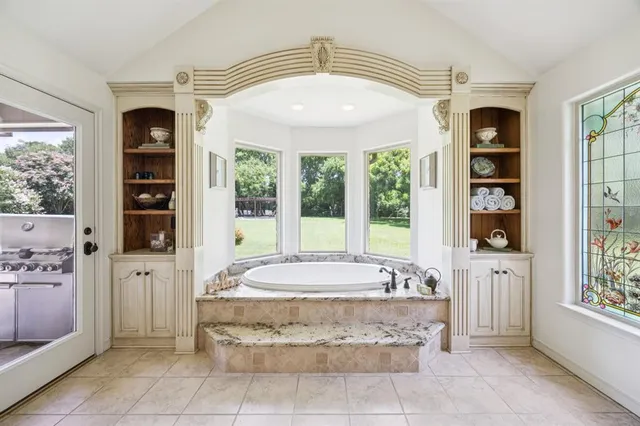 $779,500 | 660 Sorita Circle, Heath, TX 75032