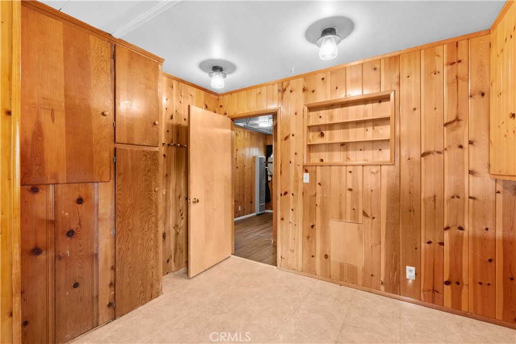 1100 Partridge Road Wrightwood, CA 92397 - Photo 11 of 32 kitchen