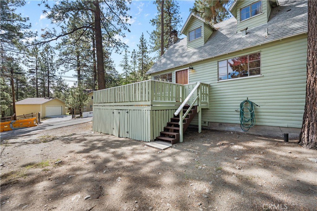 1100 Partridge Road Wrightwood, CA 92397 - Photo 26 of 32 Back of home
