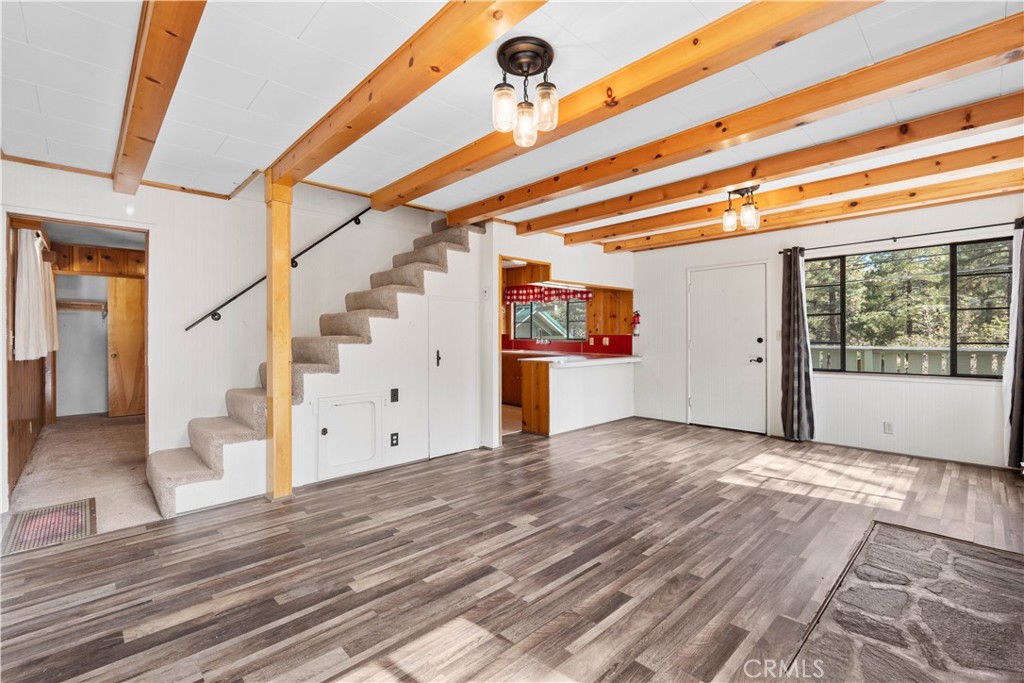 1100 Partridge Road Wrightwood, CA 92397 - Photo 6 of 32 gathering/living room