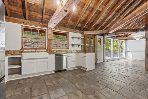 a view of an entryway of the house