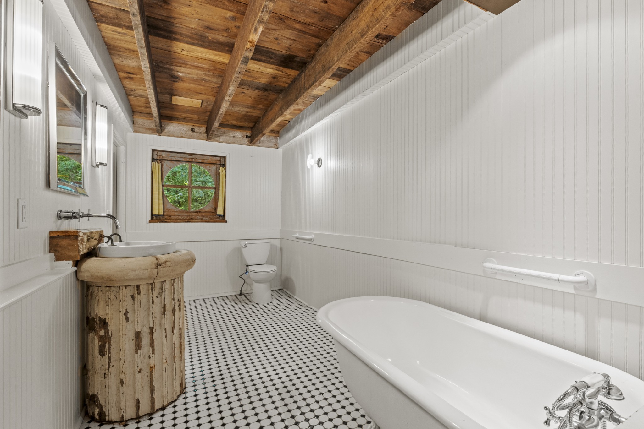 3645 Tyree Springs Road Cottontown, TN 37048 - Photo 24 of 39 a bathroom with a sink a toilet and a bathtub