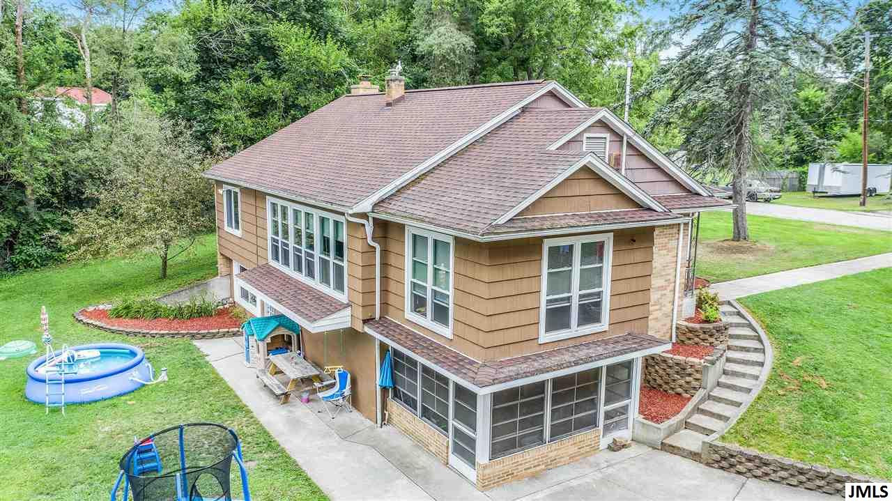 315 Summit Street Jackson, MI 49203 - Photo 2 of 32 Photo 2