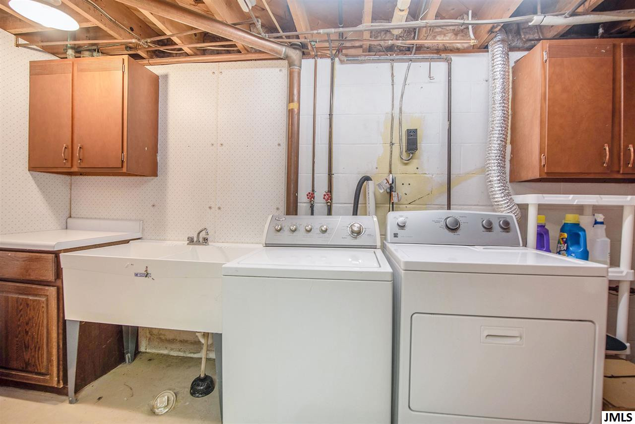 315 Summit Street Jackson, MI 49203 - Photo 24 of 32 Photo 24