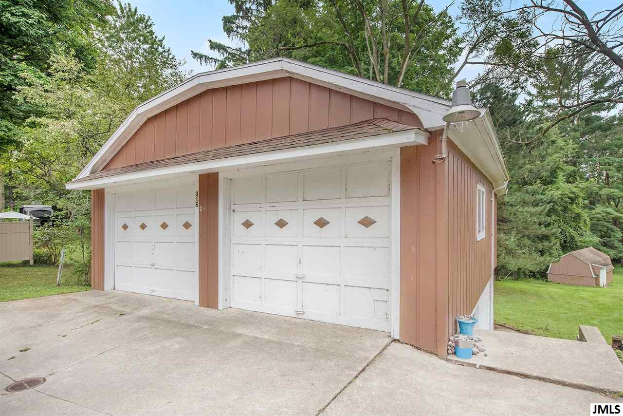 315 Summit Street Jackson, MI 49203 - Photo 29 of 32 Photo 29