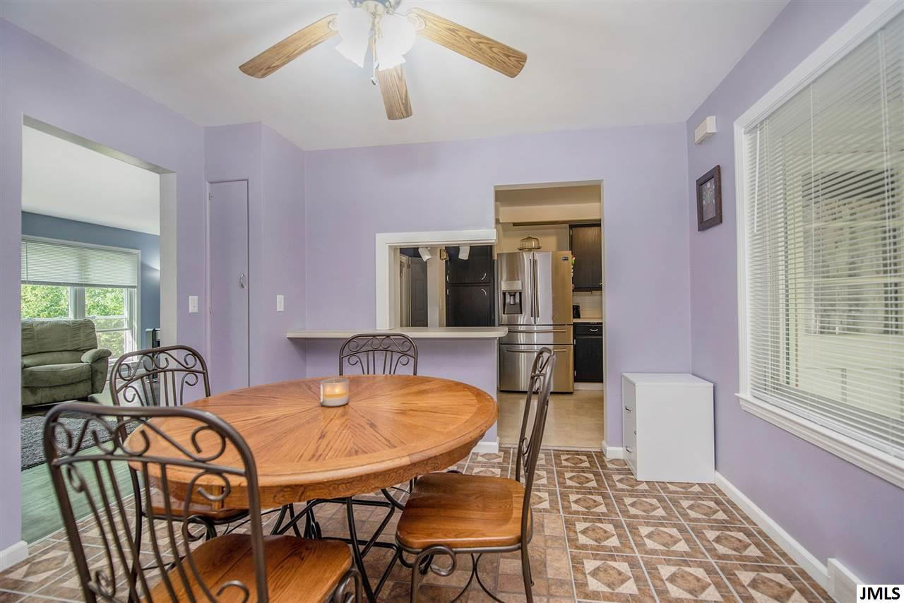 315 Summit Street Jackson, MI 49203 - Photo 8 of 32 Photo 8