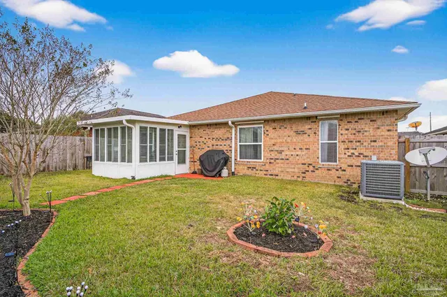 $283,900 | 4890 Hilarita Circle, Pace, FL 32571