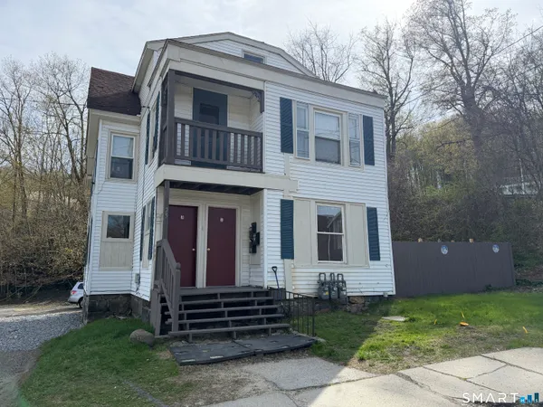 $1,325 | 25 Lake Street, Winchester, CT 06098