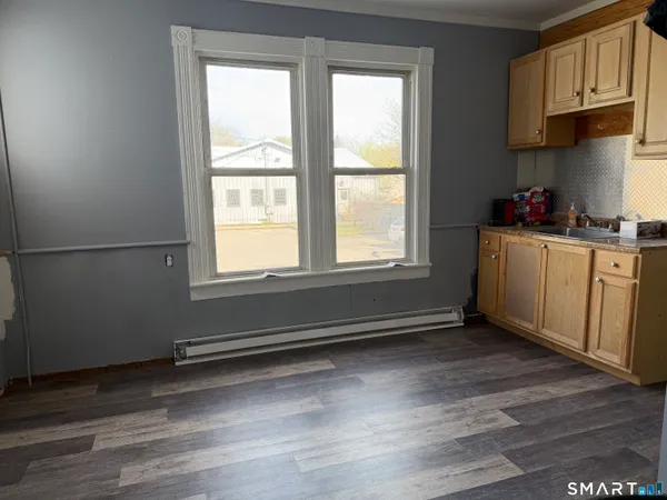 $1,325 | 25 Lake Street, Winchester, CT 06098