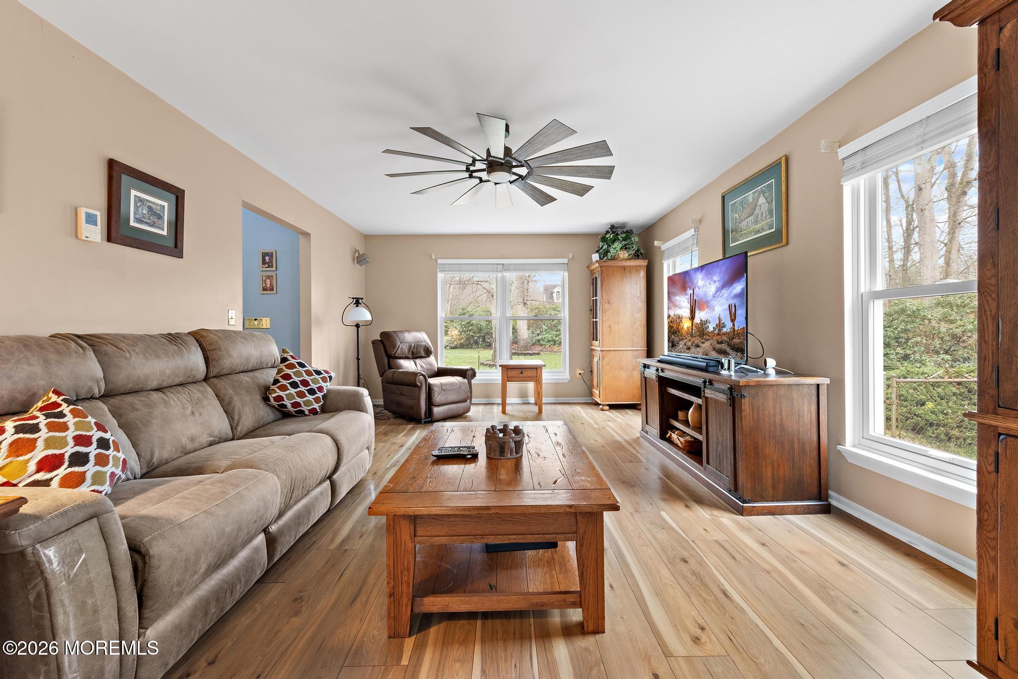 288 Friendship Road Howell, NJ 07731 - Photo 11 of 63 288 Friendship (13)