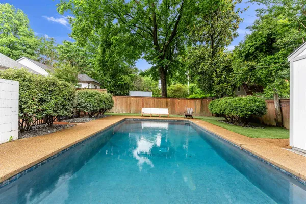 $4,200 | 185 Alexander Street, Memphis, TN 38111