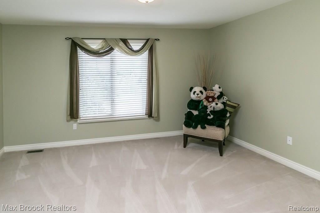 734 Palms Road Bloomfield Hills, MI 48304 - Photo 23 of 43 734PalmsRd-30.jpg
