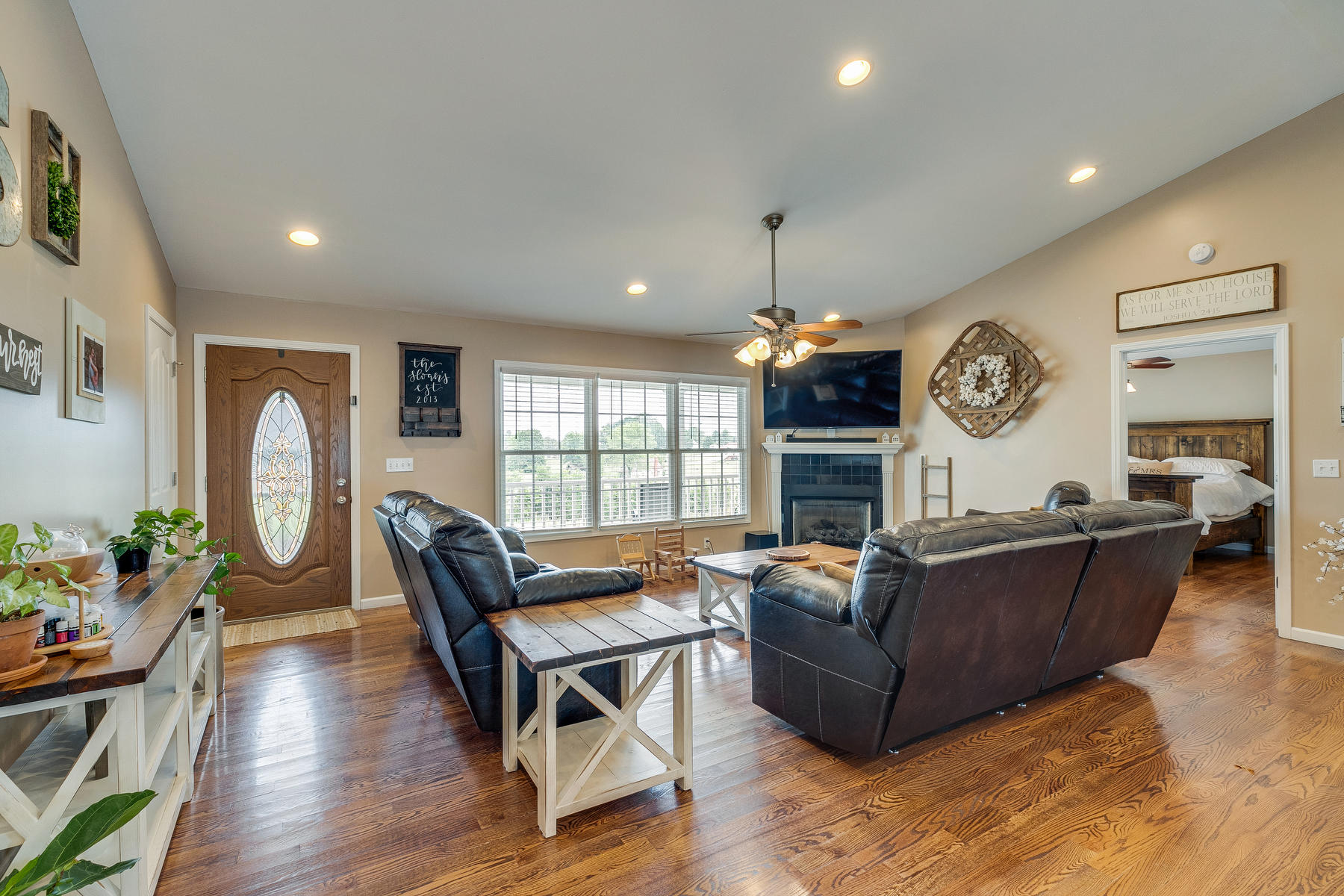 121 Fox Ridge Drive Mount Carmel, TN 37645 - Photo 8 of 44 008