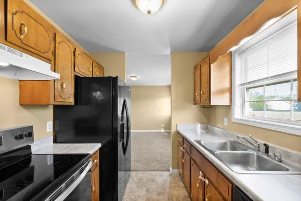 $1,250 | 521 Gainey Drive, Oak Grove, KY 42262