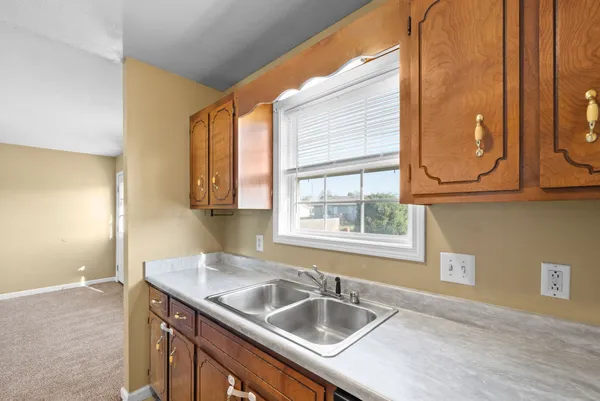 $1,250 | 521 Gainey Drive, Oak Grove, KY 42262
