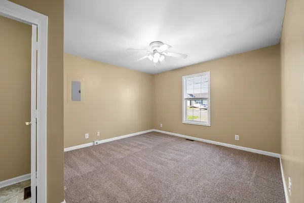 $1,250 | 521 Gainey Drive, Oak Grove, KY 42262