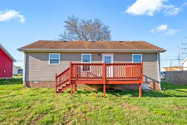 $1,250 | 521 Gainey Drive, Oak Grove, KY 42262