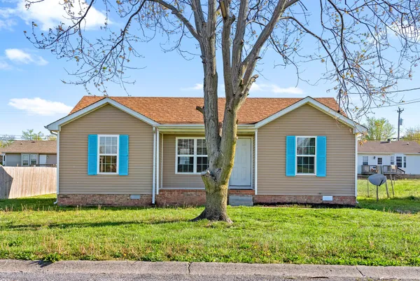 $1,250 | 521 Gainey Drive, Oak Grove, KY 42262