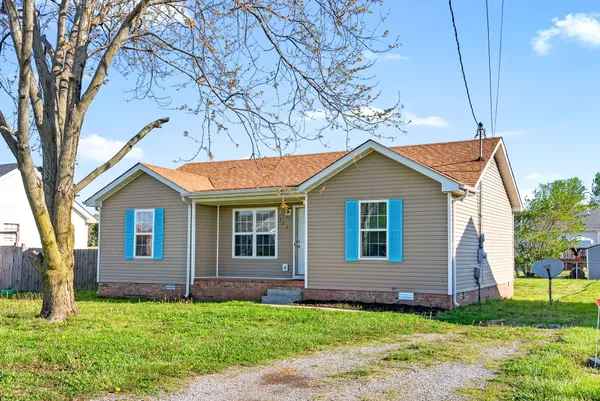 $1,250 | 521 Gainey Drive, Oak Grove, KY 42262