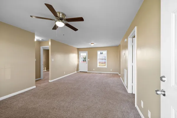 $1,250 | 521 Gainey Drive, Oak Grove, KY 42262