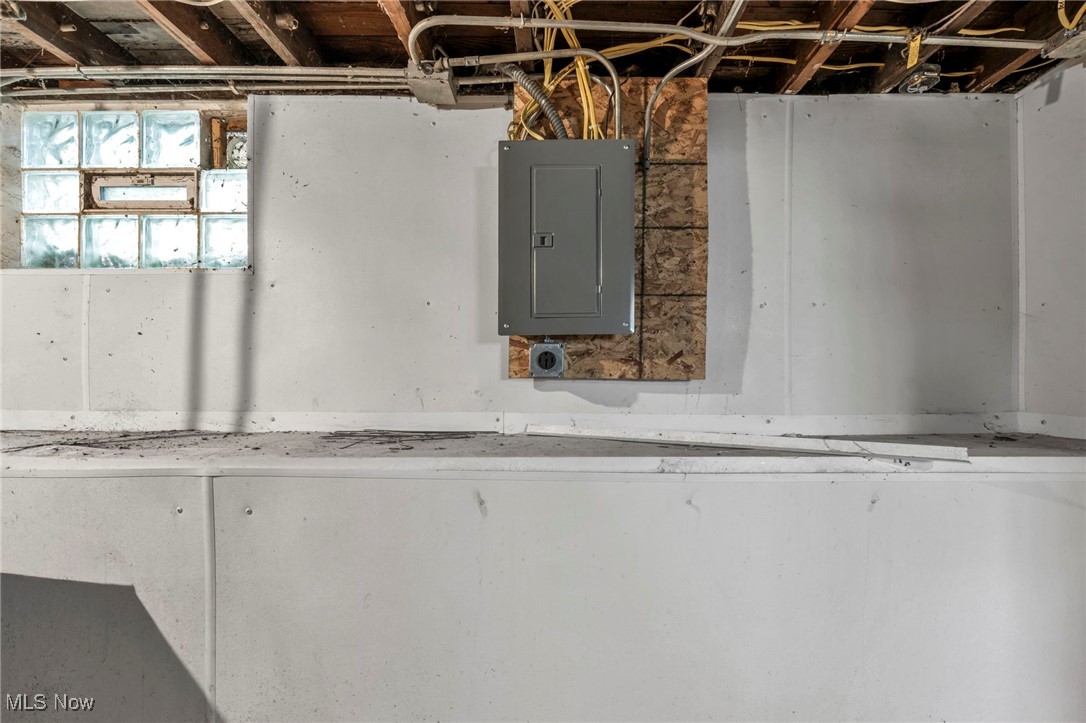 1386 Sunset Road Cleveland, OH 44124 - Photo 19 of 28 Basement with electric panel