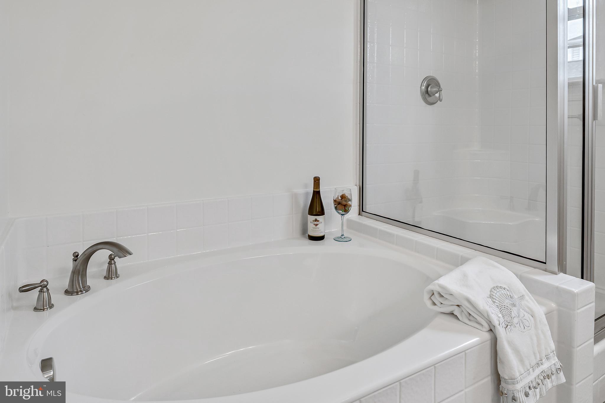 122 Eagle Road Dillsburg, PA 17019 - Photo 21 of 37 Owners Suite - similar pics