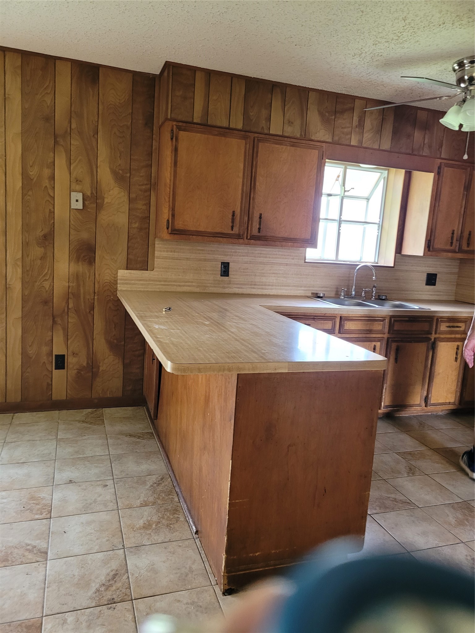 4730 Cartwright Avenue Beaumont, TX 77707 - Photo 4 of 16 Kitchen-at present