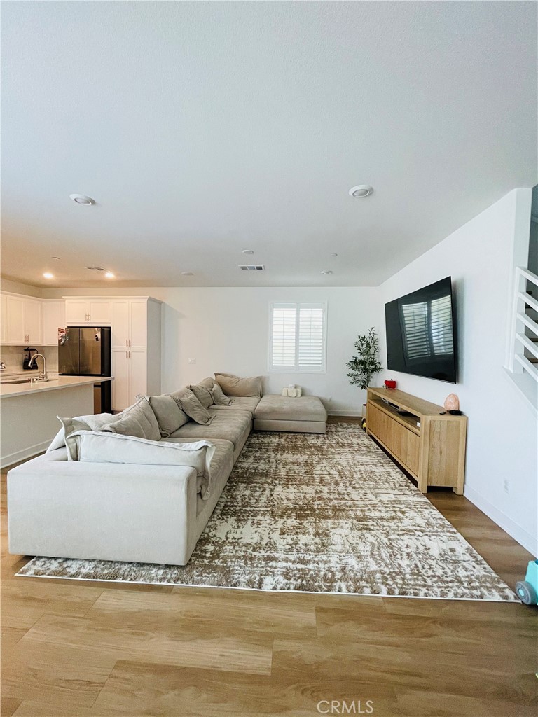 2004 Dewdrop Upland, CA 91786 - Photo 3 of 17