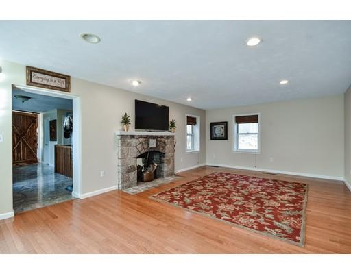 159 Saddle Hill Road Hopkinton, MA 01748 - Photo 9 of 27 Gallery Image 9