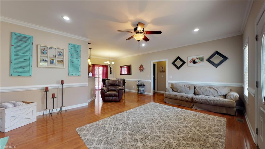 500 Old Farm Road Graham, NC 27253 - Photo 6 of 26 Gallery Image 6