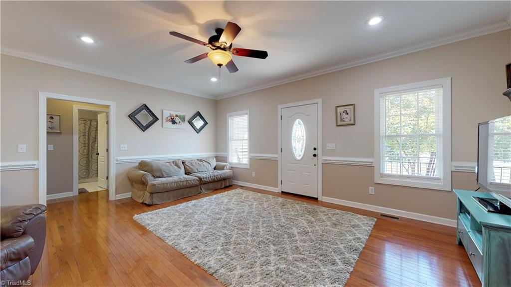 500 Old Farm Road Graham, NC 27253 - Photo 7 of 26 Gallery Image 7