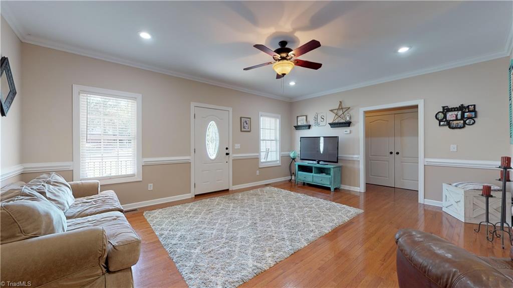 500 Old Farm Road Graham, NC 27253 - Photo 8 of 26 Gallery Image 8