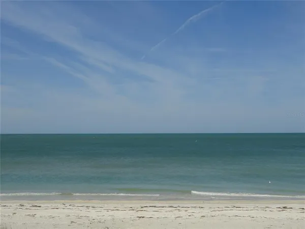 $6,500 | 3100 Gulf Boulevard, Unit 221, Belleair Beach, FL 33786