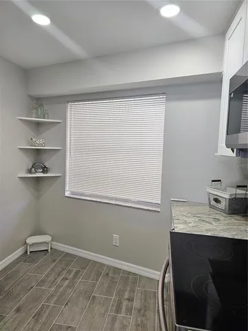 $6,500 | 3100 Gulf Boulevard, Unit 221, Belleair Beach, FL 33786