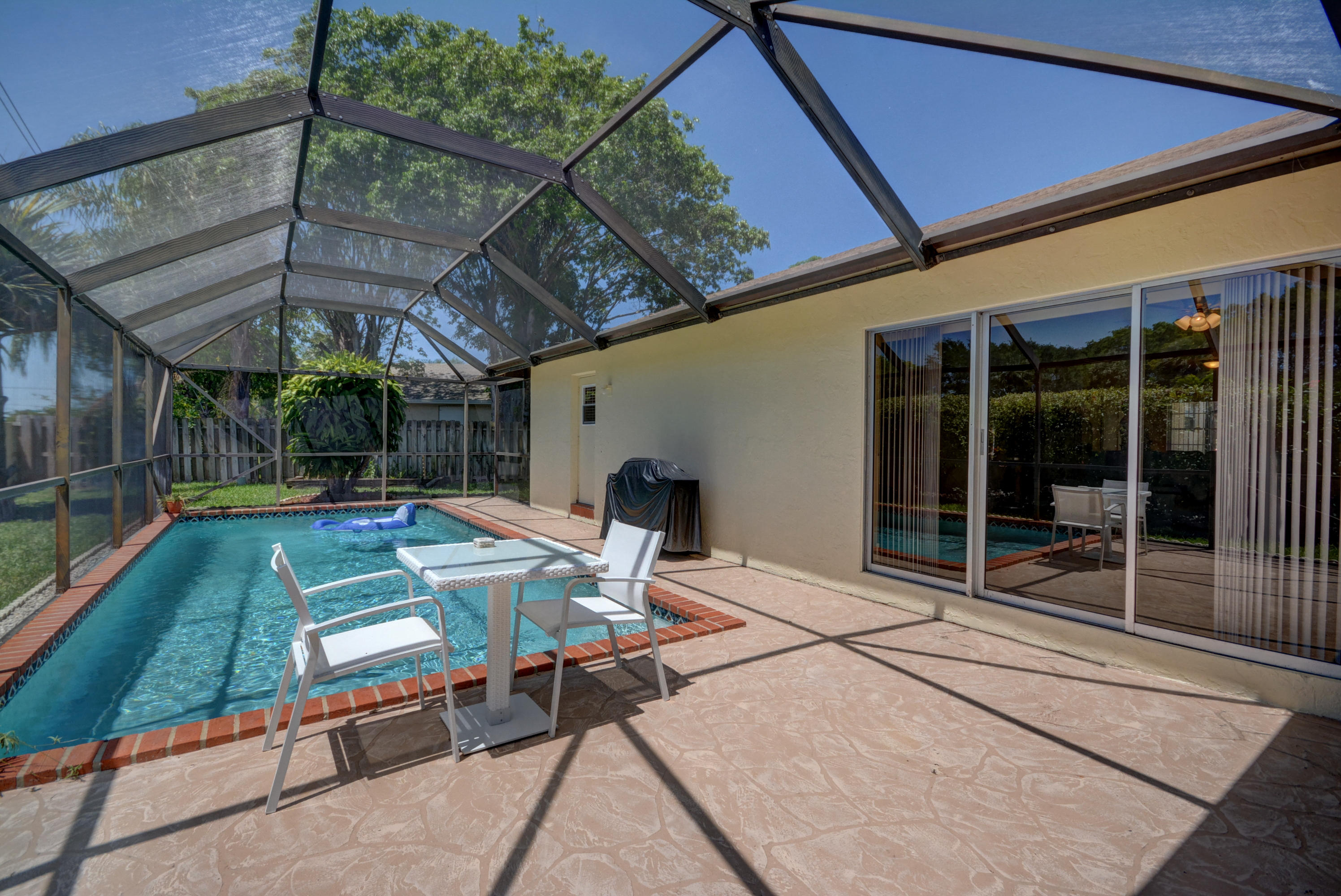 8948 Southwest 18th Road Boca Raton, FL 33433 - Photo 23 of 30 CG 8948 SW 18th Rd-28
