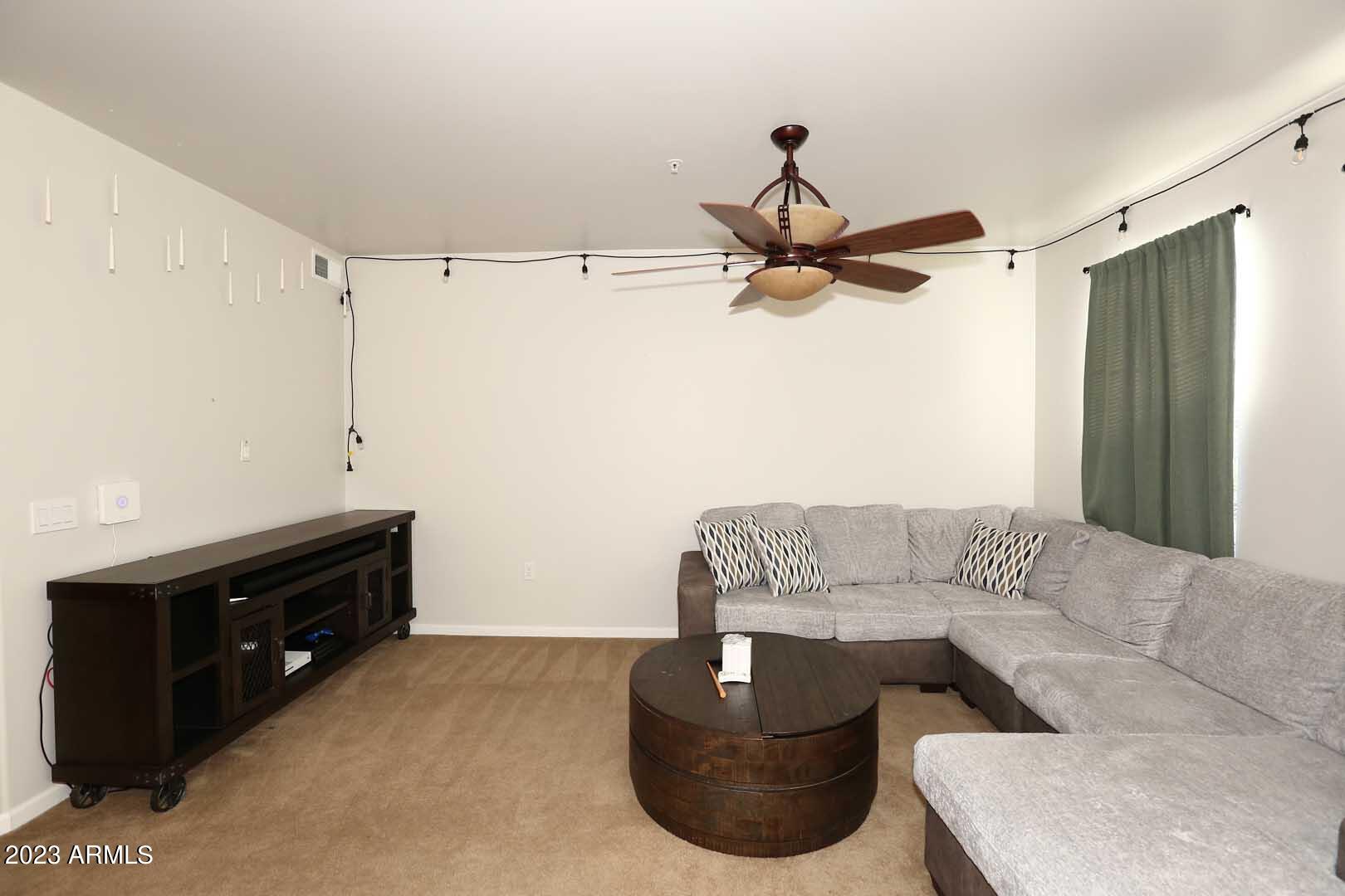 1920 East Bell Road, Unit 1134 Phoenix, AZ 85022 - Photo 8 of 26 Great Room2