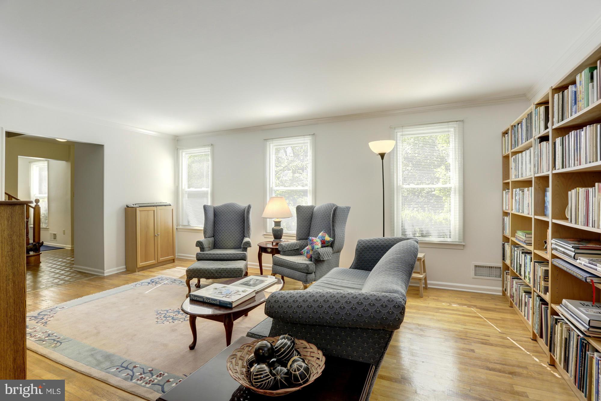 14216 Sturtevant Road Silver Spring, MD 20905 - Photo 6 of 30 Living Room
