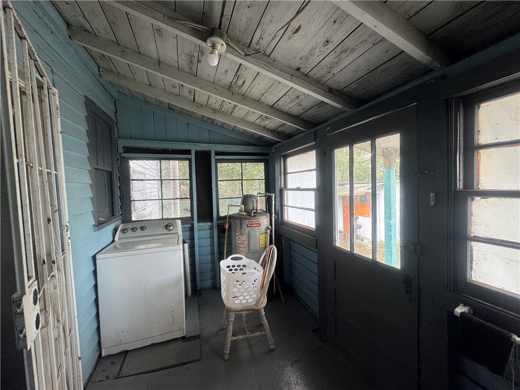 1923 Wolfe Street Brunswick, GA 31520 - Photo 11 of 14