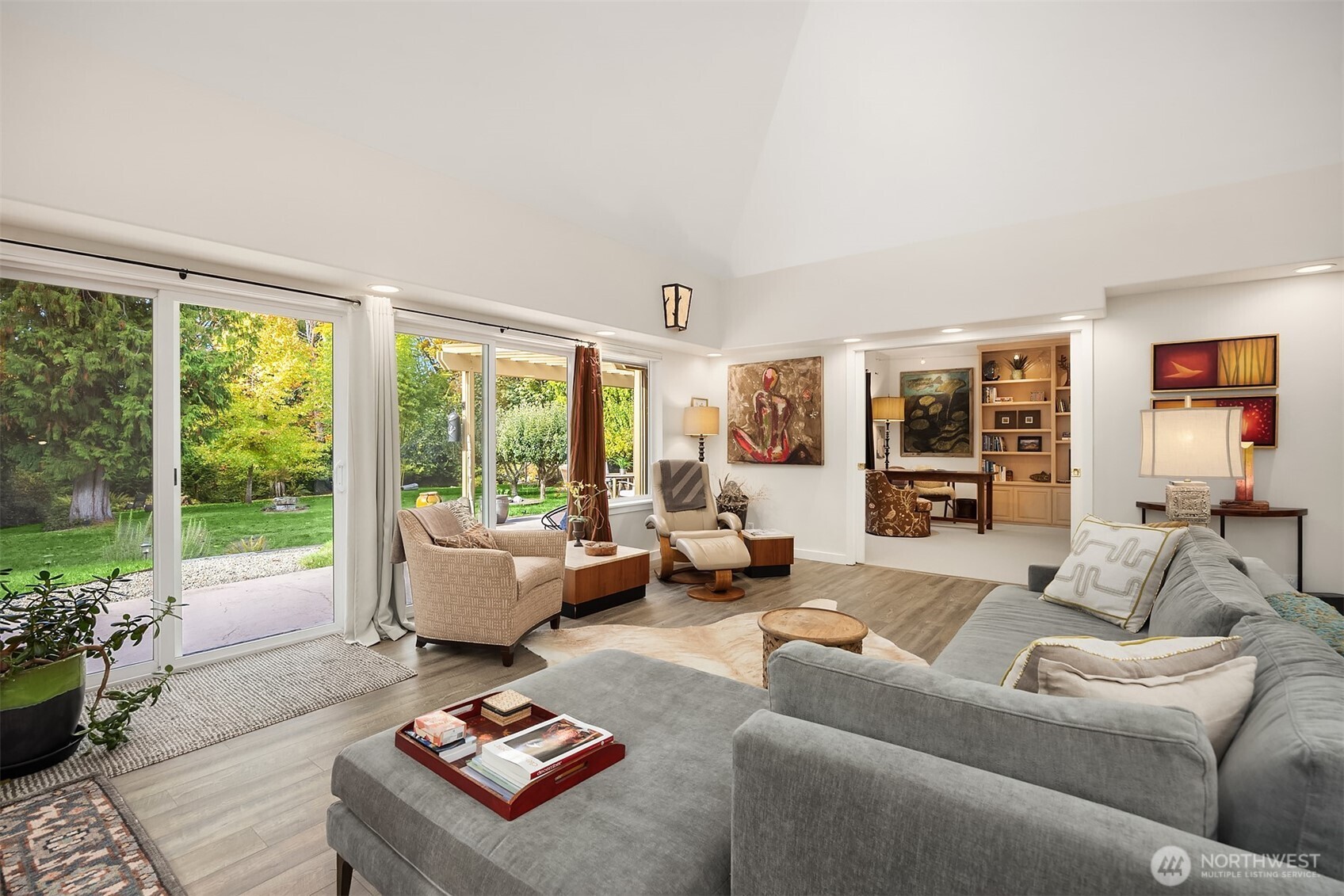 5815 Northeast Baker Hill Road Bainbridge Island, WA 98110 - Photo 12 of 40