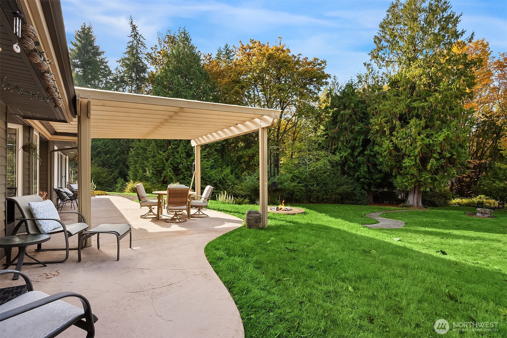 5815 Northeast Baker Hill Road Bainbridge Island, WA 98110 - Photo 30 of 40