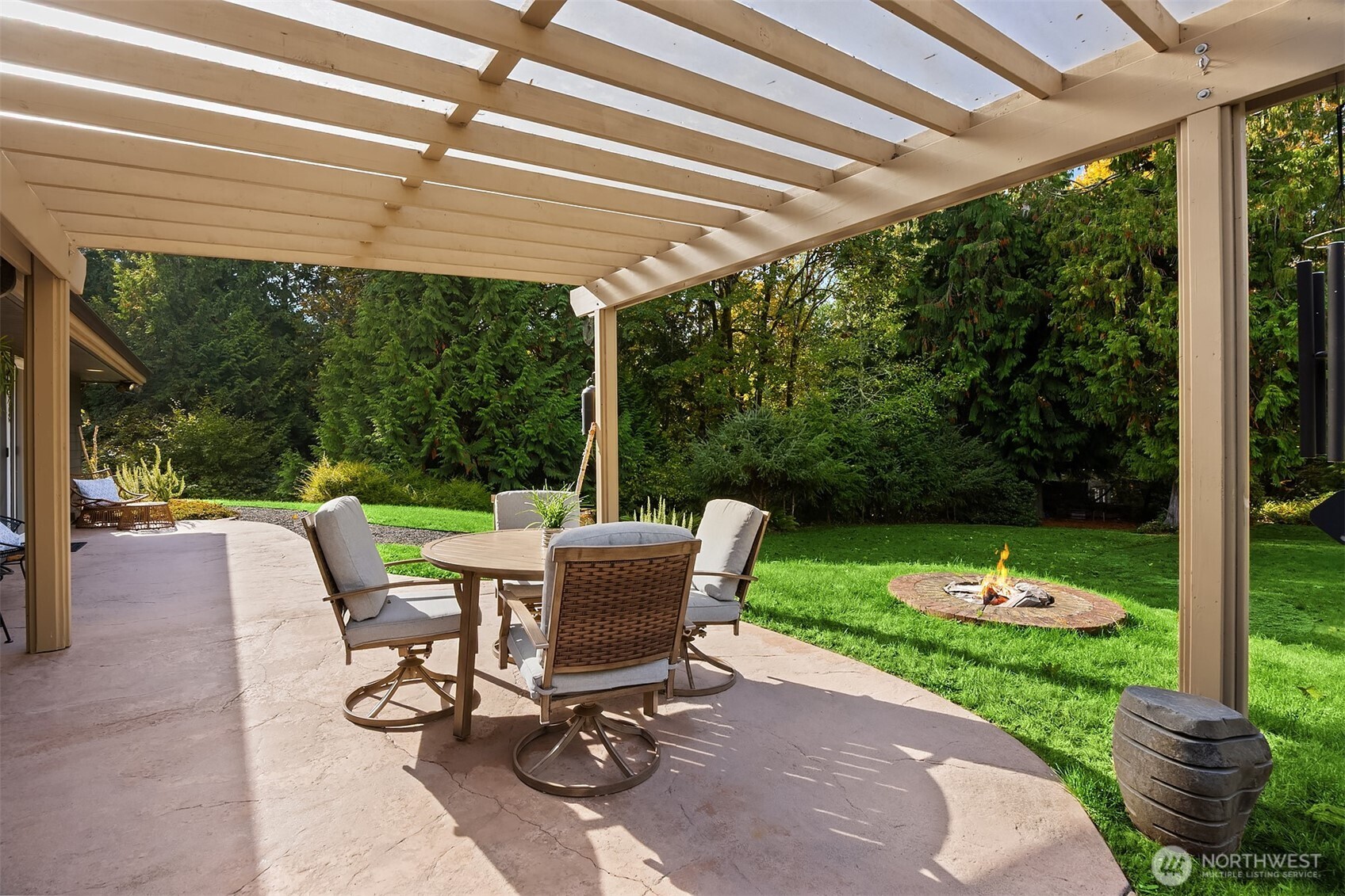 5815 Northeast Baker Hill Road Bainbridge Island, WA 98110 - Photo 31 of 40