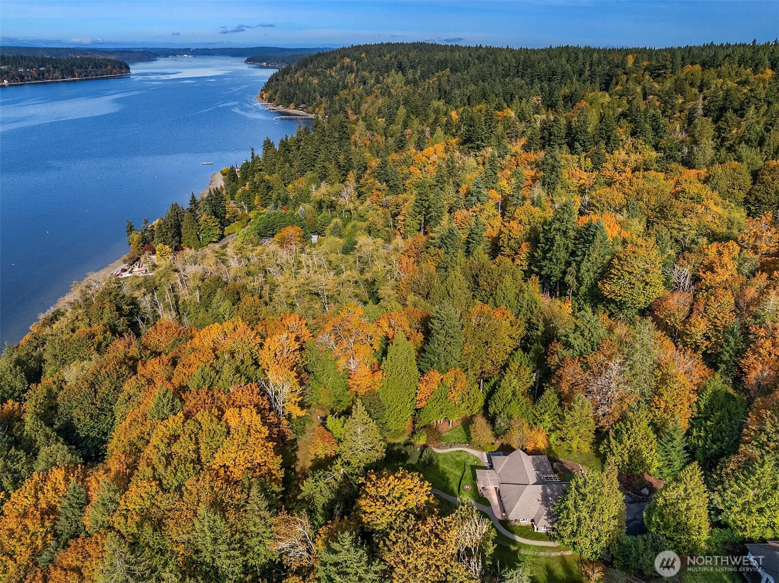 5815 Northeast Baker Hill Road Bainbridge Island, WA 98110 - Photo 5 of 40