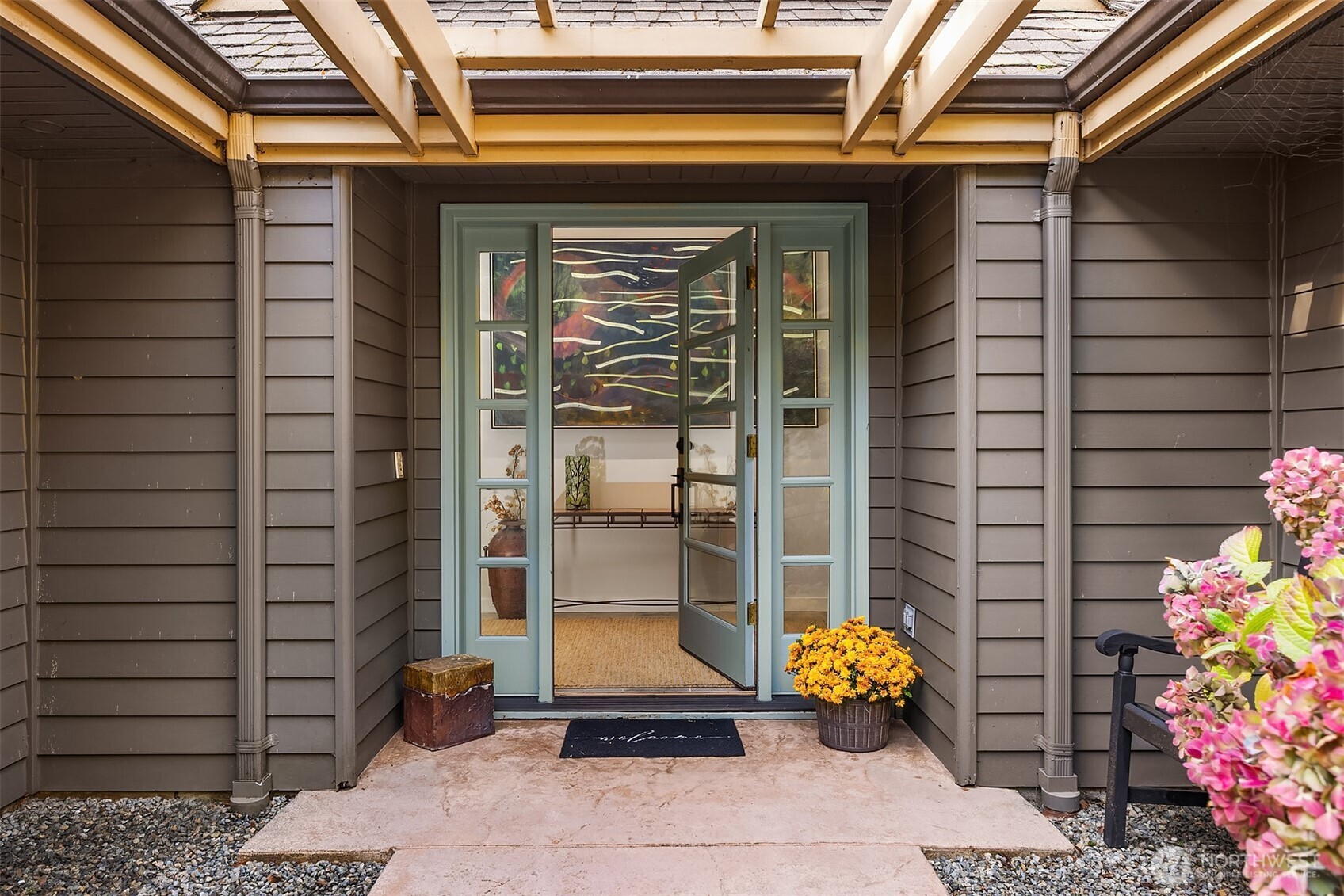 5815 Northeast Baker Hill Road Bainbridge Island, WA 98110 - Photo 7 of 40