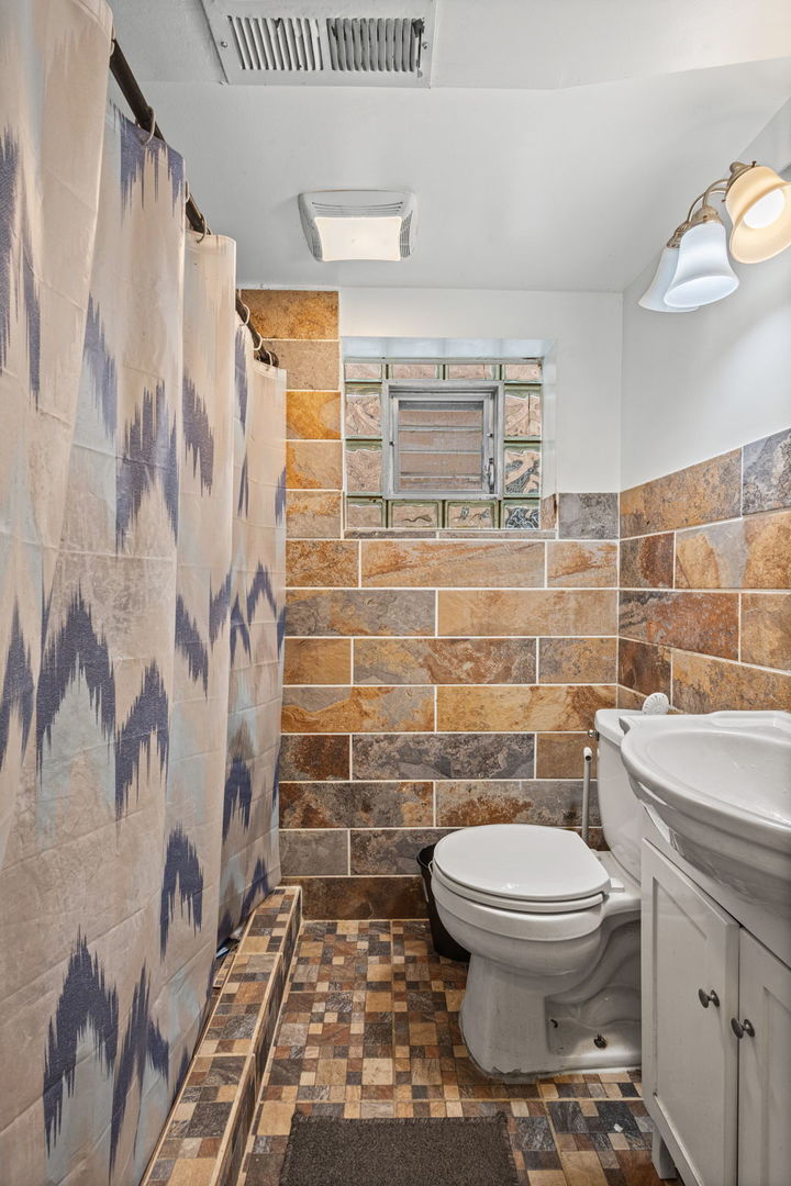 7341 55th Place Summit, IL 60501 - Photo 15 of 23