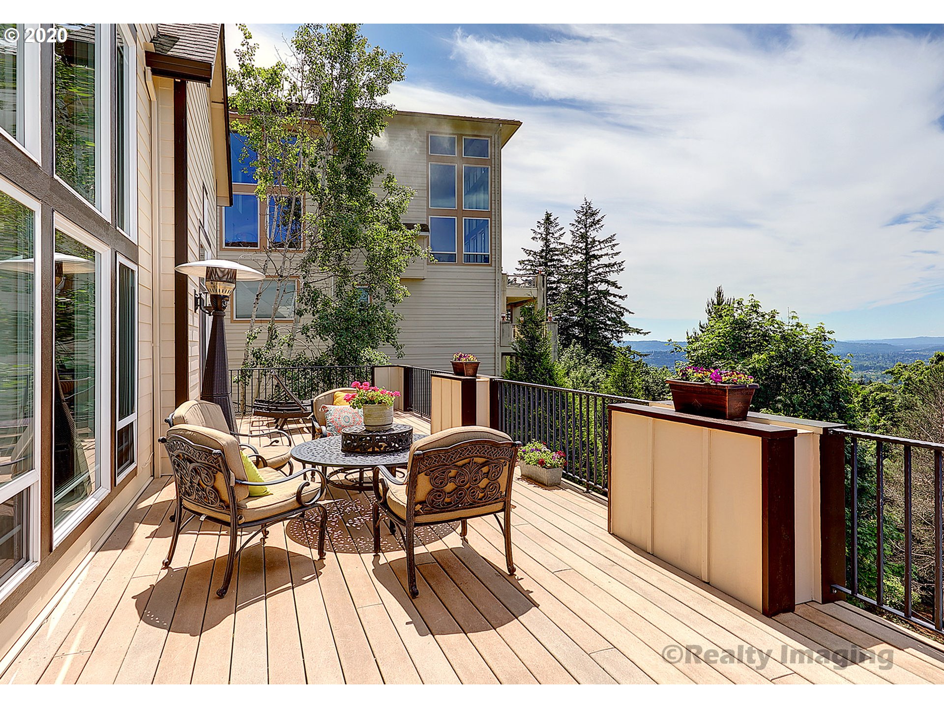 9393 Southeast Quail Ridge Court Happy Valley, OR 97086 - Photo 11 of 32 Gallery Image 11