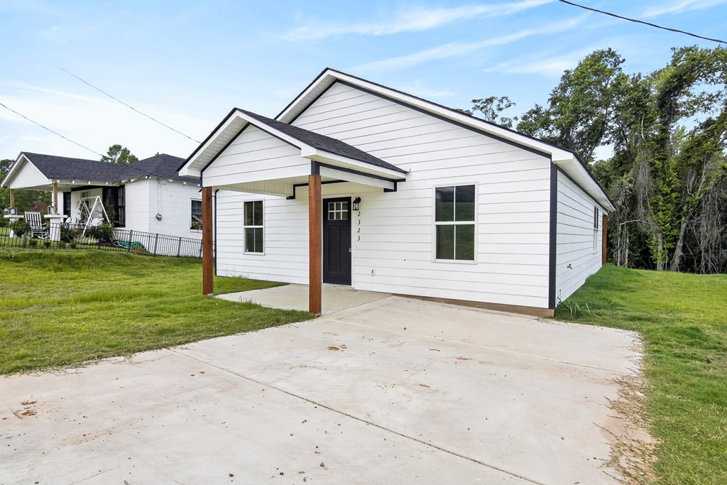2325 Schatulga Road Columbus, GA 31907 - Photo 2 of 20