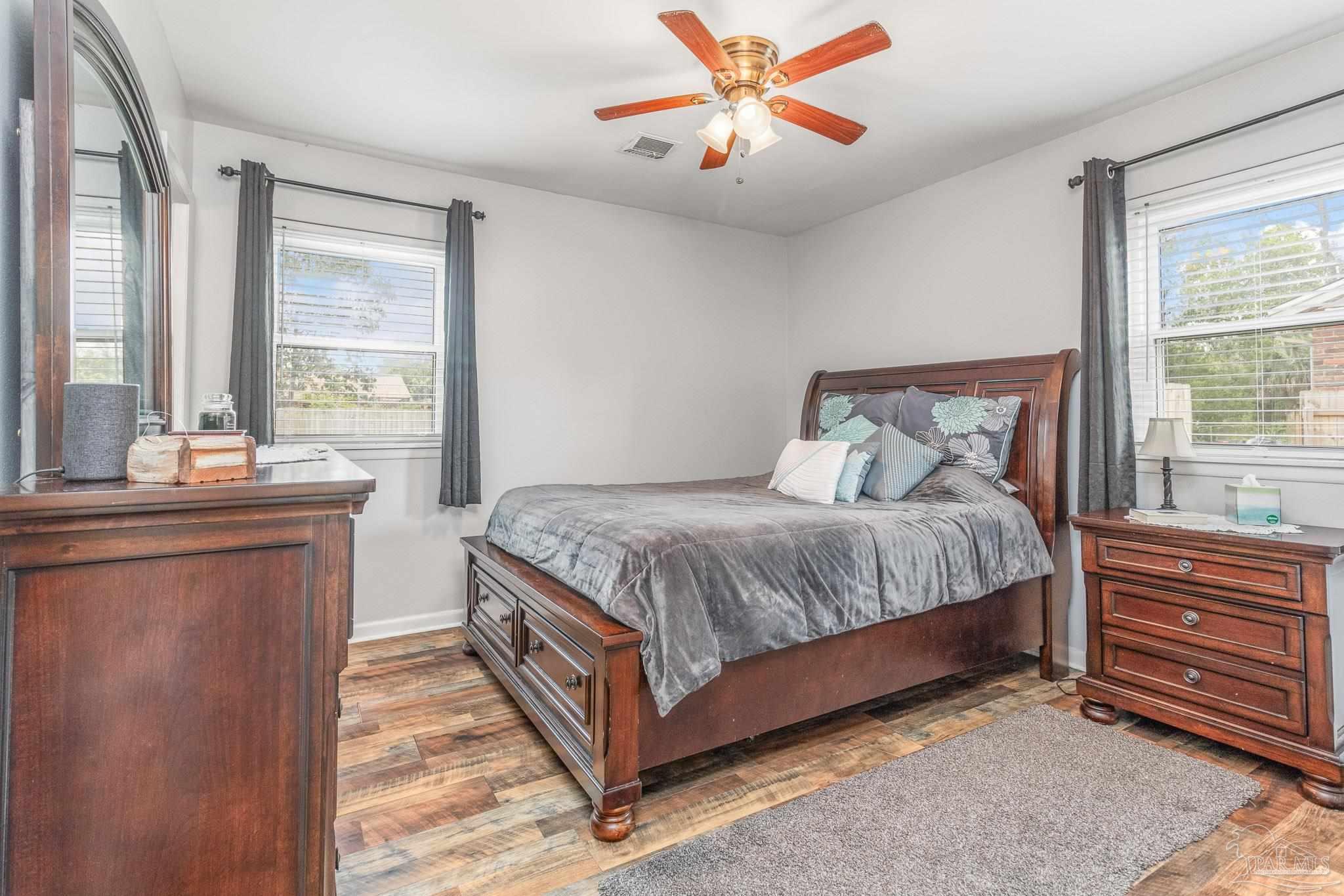 5670 Adelyn Road Pensacola, FL 32504 - Photo 13 of 37 Gallery Image 13