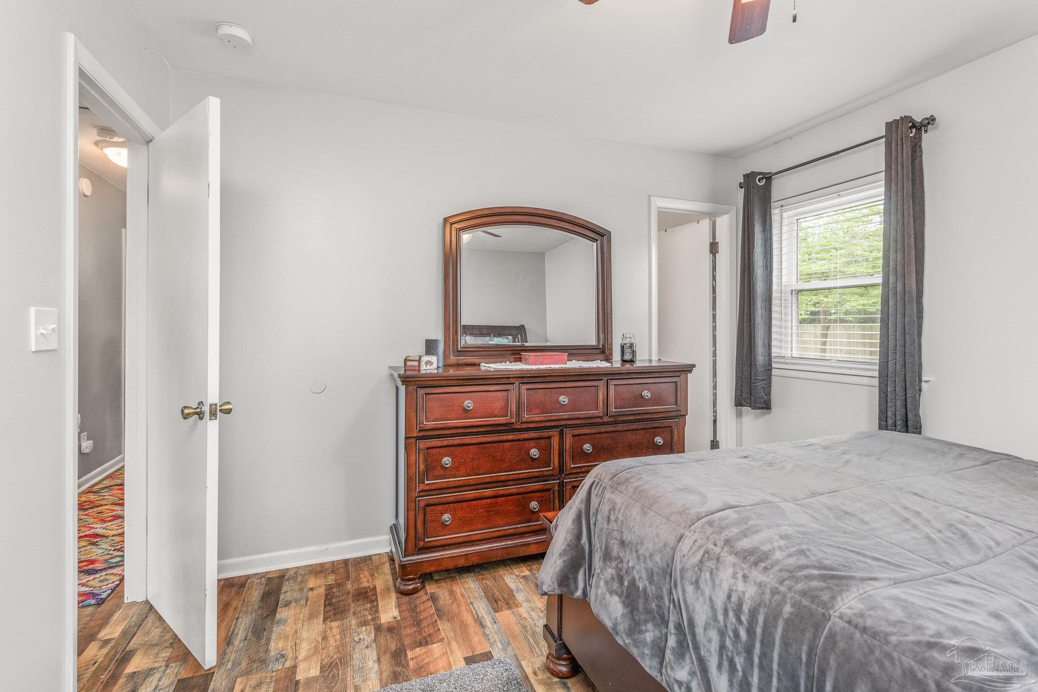 5670 Adelyn Road Pensacola, FL 32504 - Photo 14 of 37 Gallery Image 14