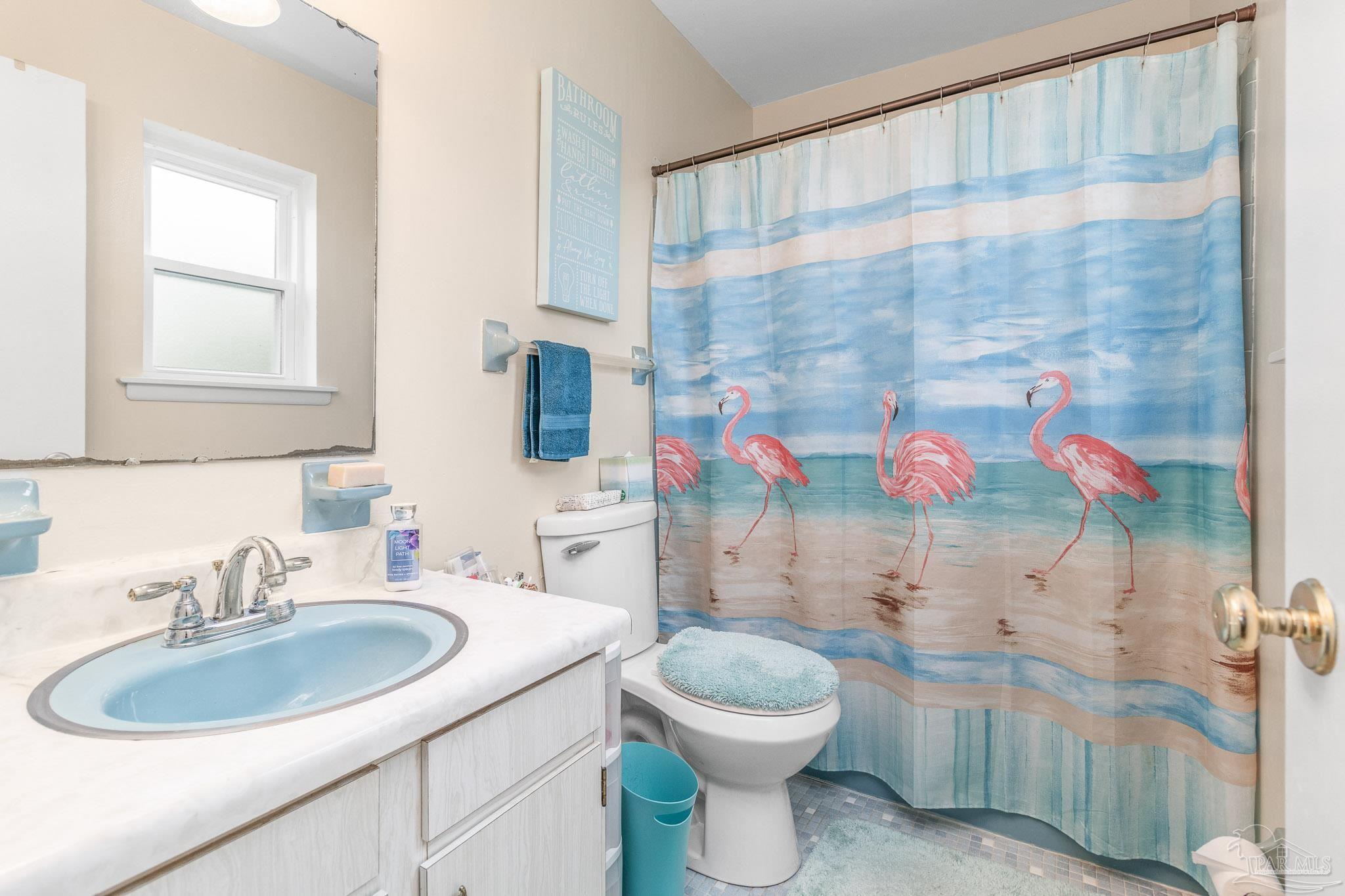 5670 Adelyn Road Pensacola, FL 32504 - Photo 16 of 37 Gallery Image 16